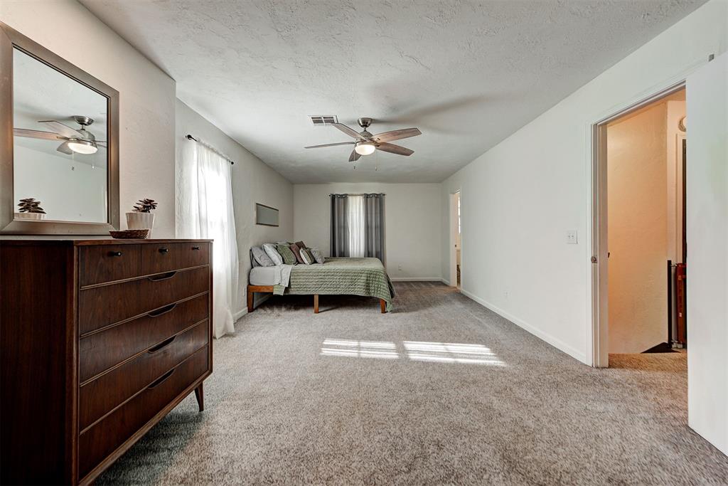 2121 NW 115th Street
