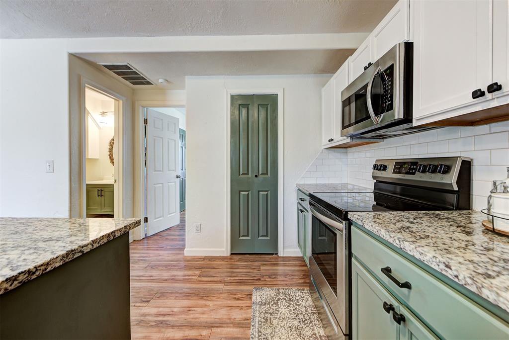 2121 NW 115th Street