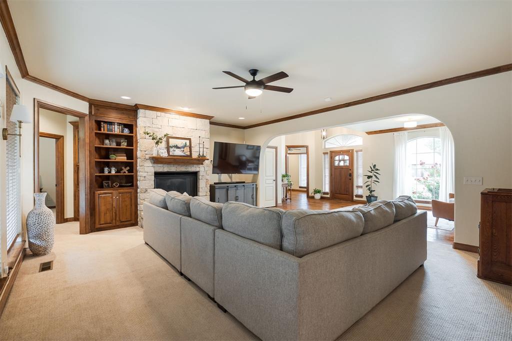 2601 Cheval Pointe Drive