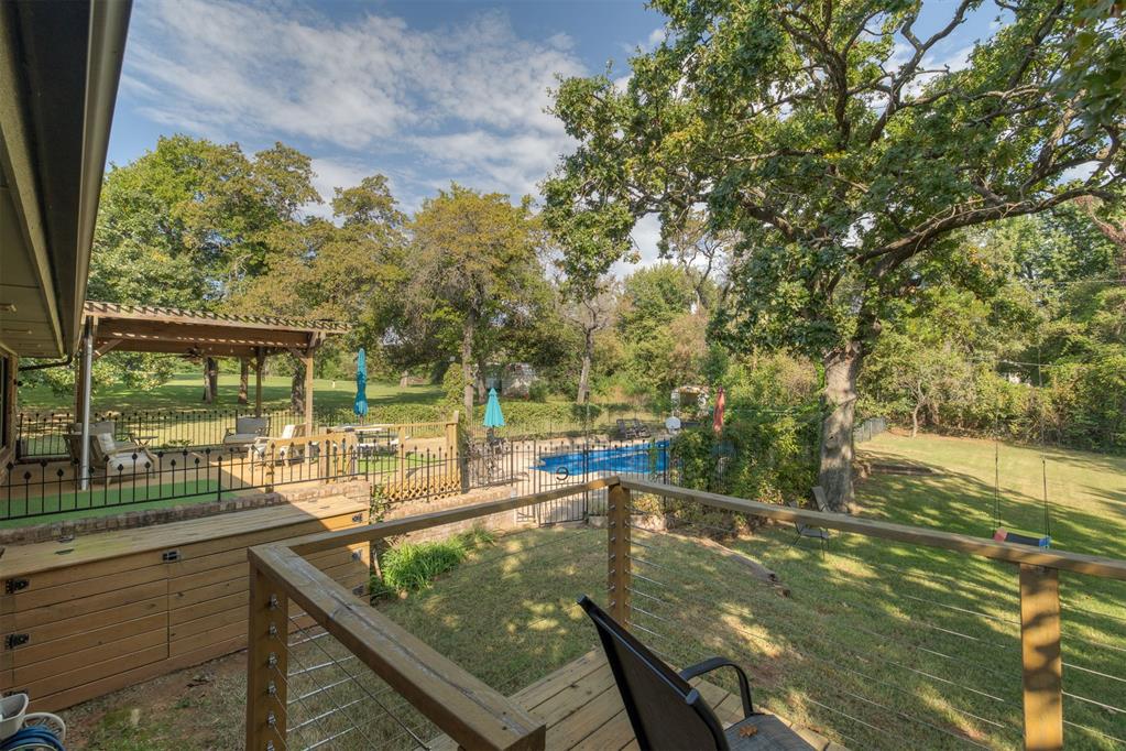 2917 Cedar Oak Drive