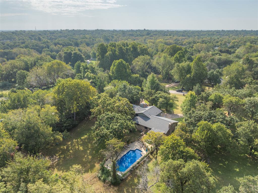 2917 Cedar Oak Drive