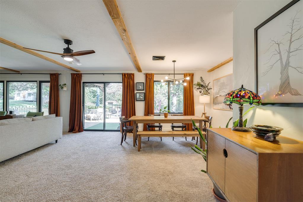 2917 Cedar Oak Drive