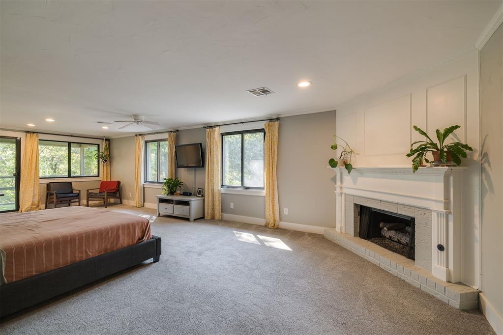 2917 Cedar Oak Drive