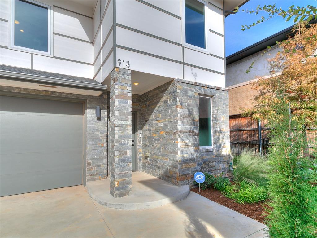 913 NW 43rd Street