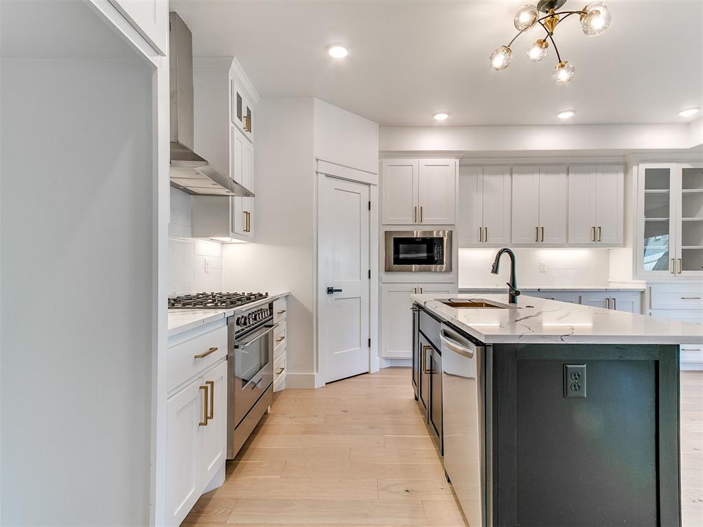 913 NW 43rd Street