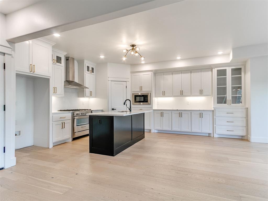 913 NW 43rd Street