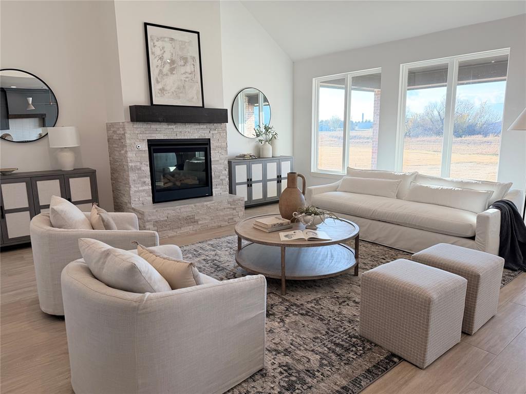 6881 Lake View Court
