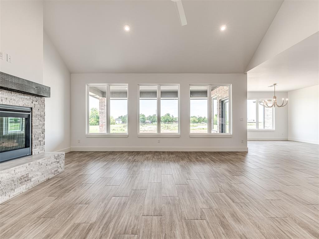 6881 Lake View Court