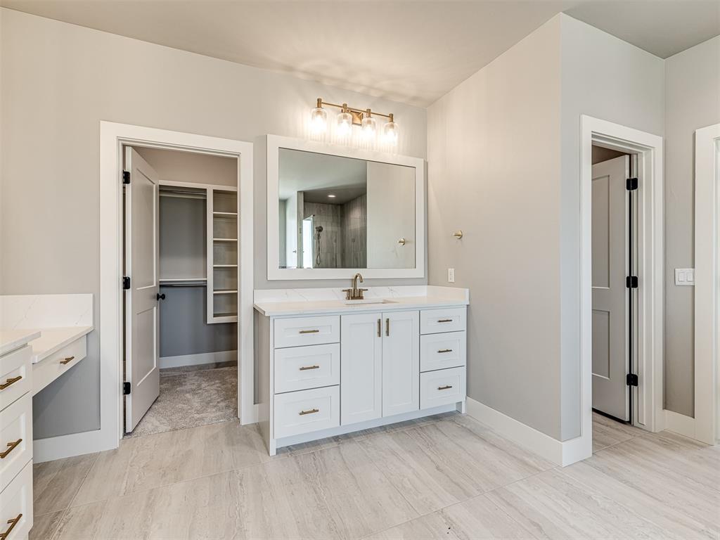 6881 Lake View Court