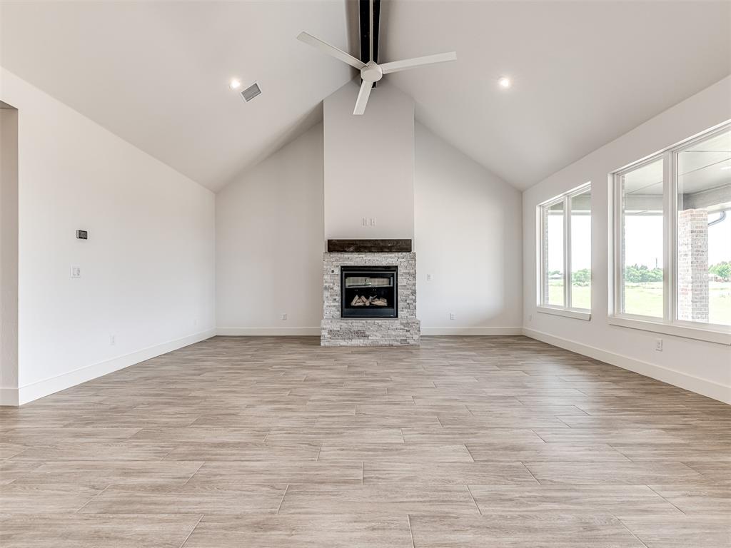 6881 Lake View Court