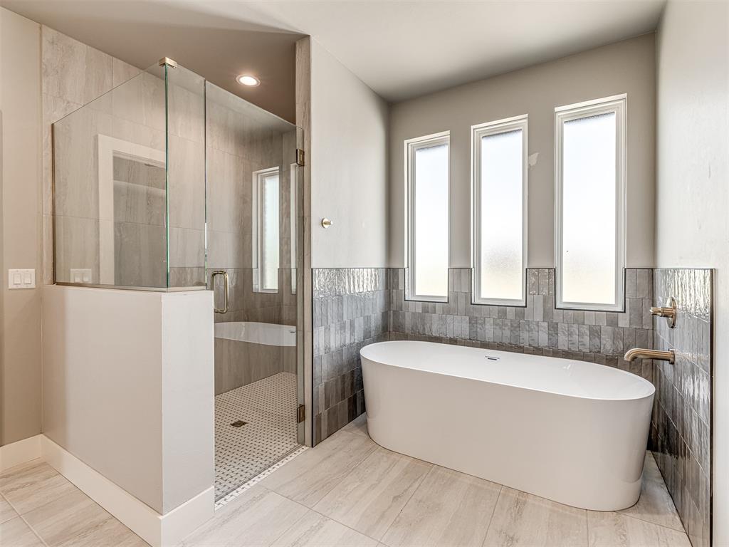 6881 Lake View Court