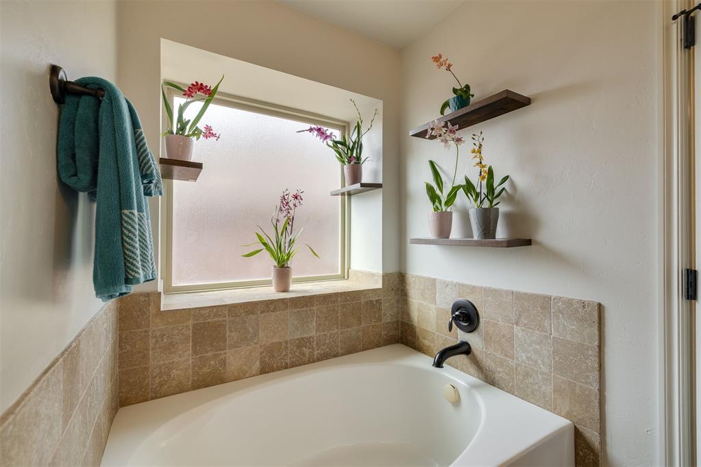 6620 NW 160th Street