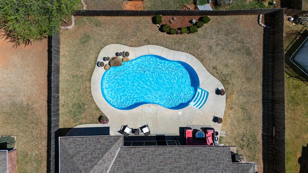 425 Summit Hill Road