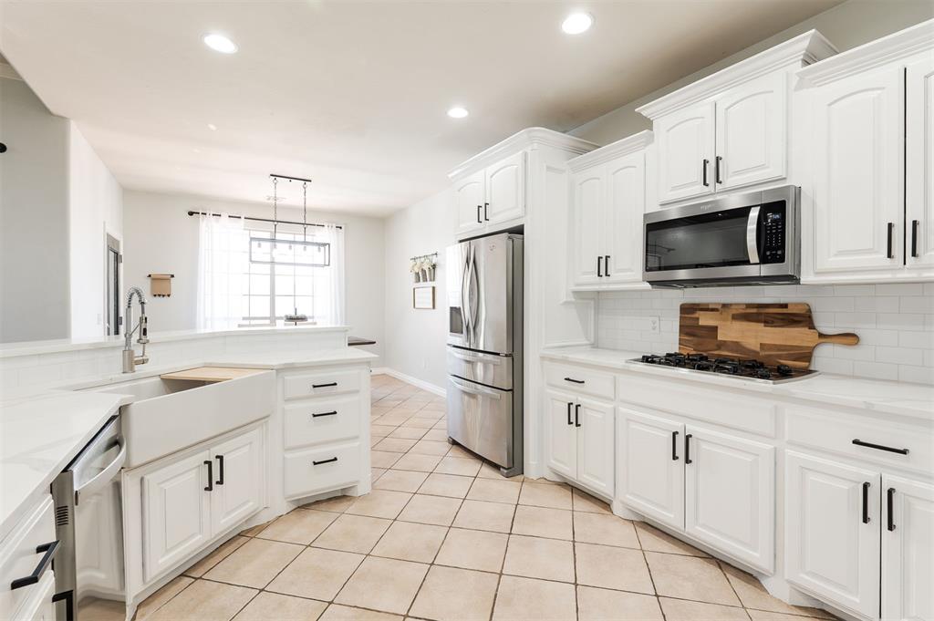 425 Summit Hill Road