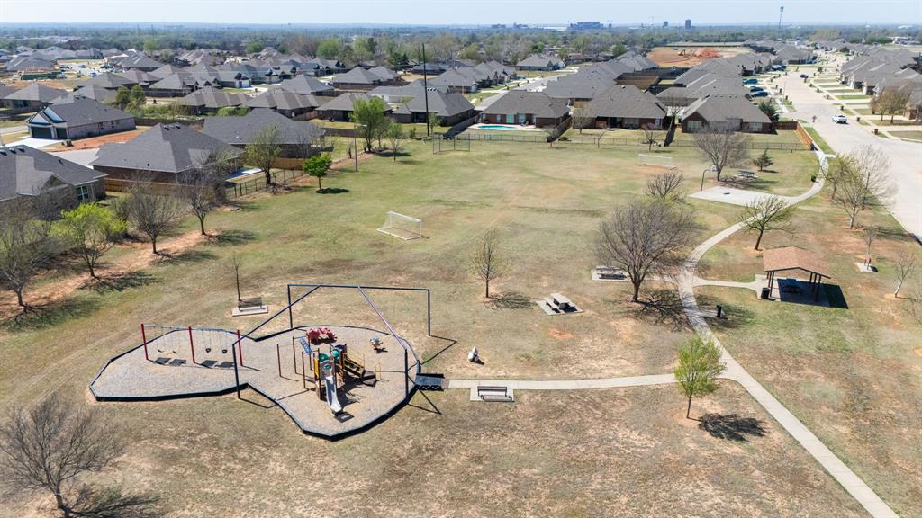 425 Summit Hill Road