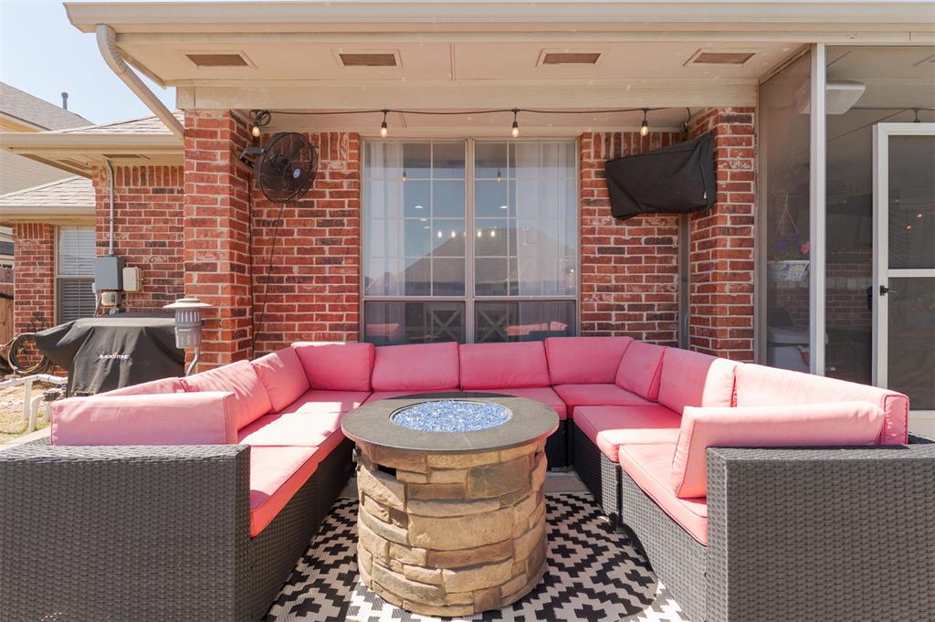 425 Summit Hill Road