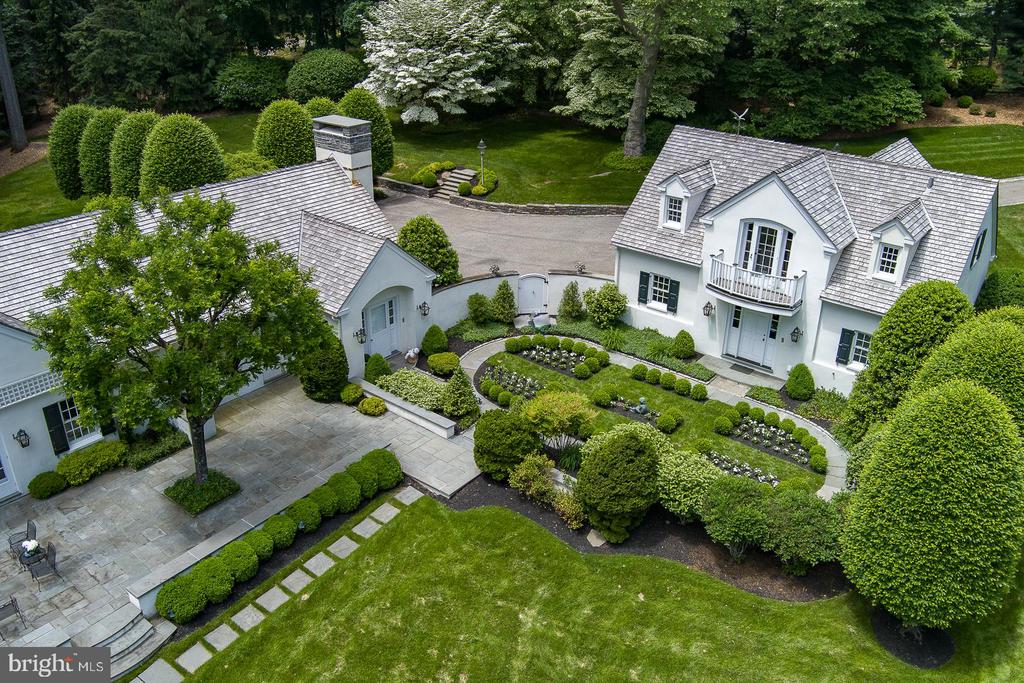 1109 BRYNLAWN ROAD