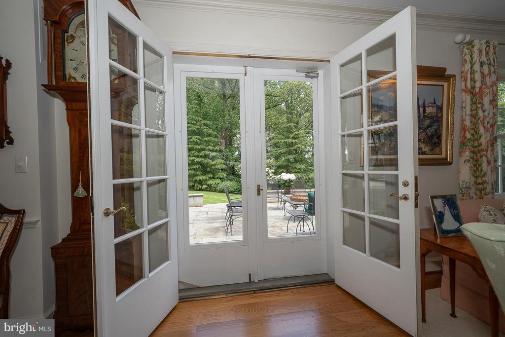 1109 BRYNLAWN ROAD