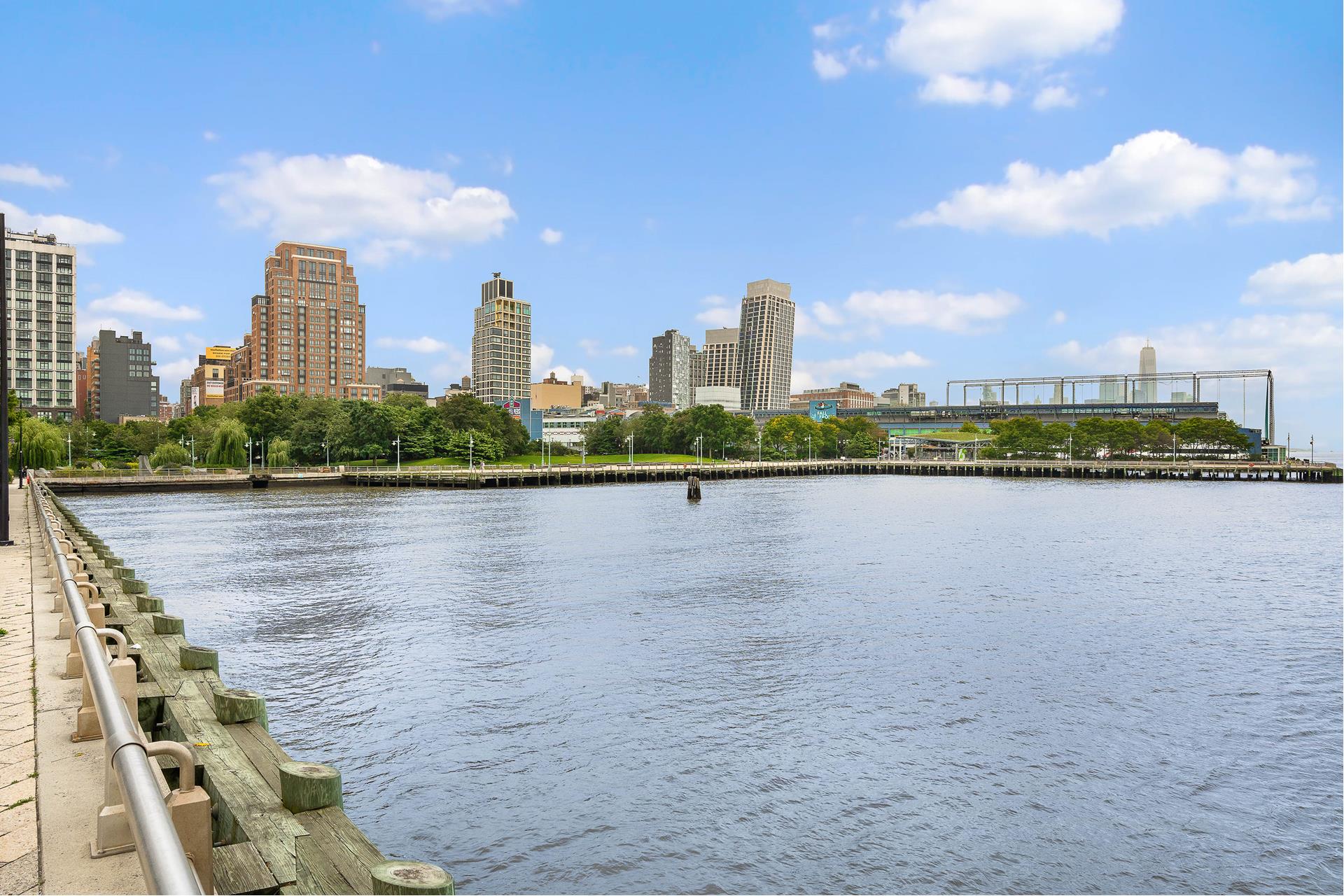 201 W 21ST Street 15J