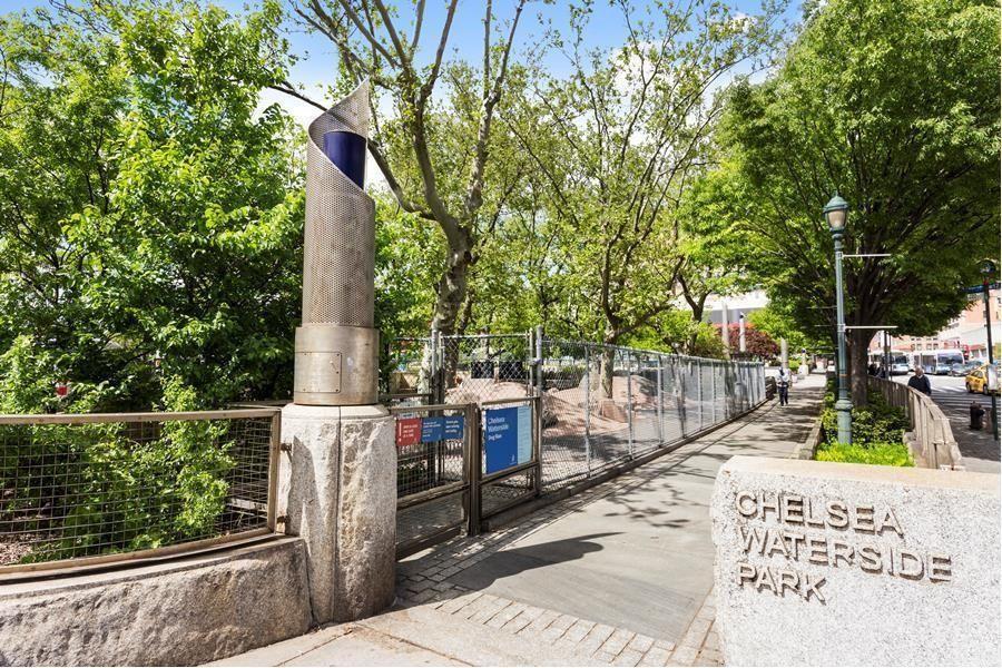 465 W 23RD Street 19D