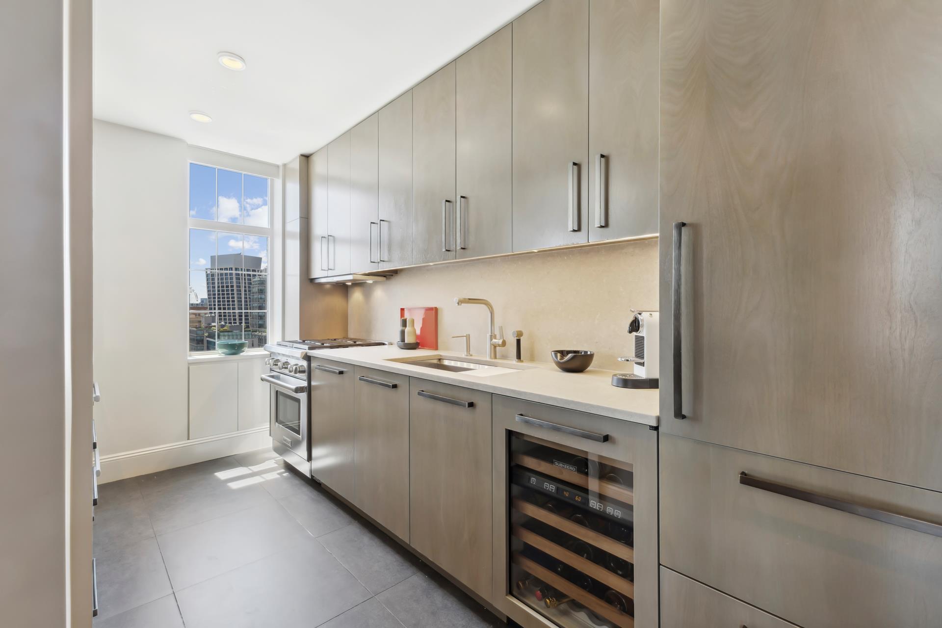 465 W 23RD Street 19D