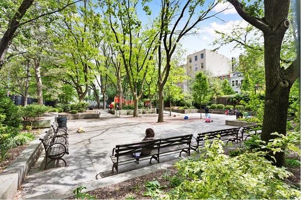 465 W 23RD Street 19D