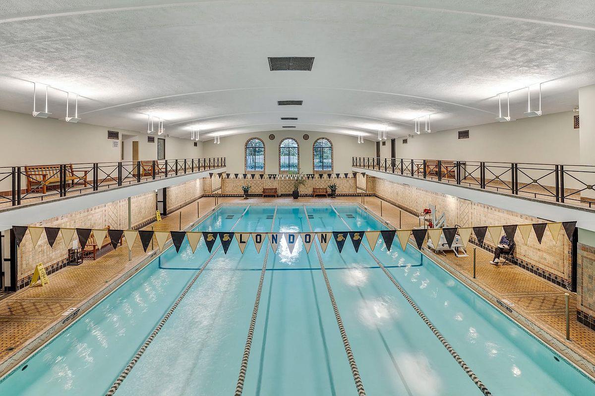 465 W 23RD Street 19D