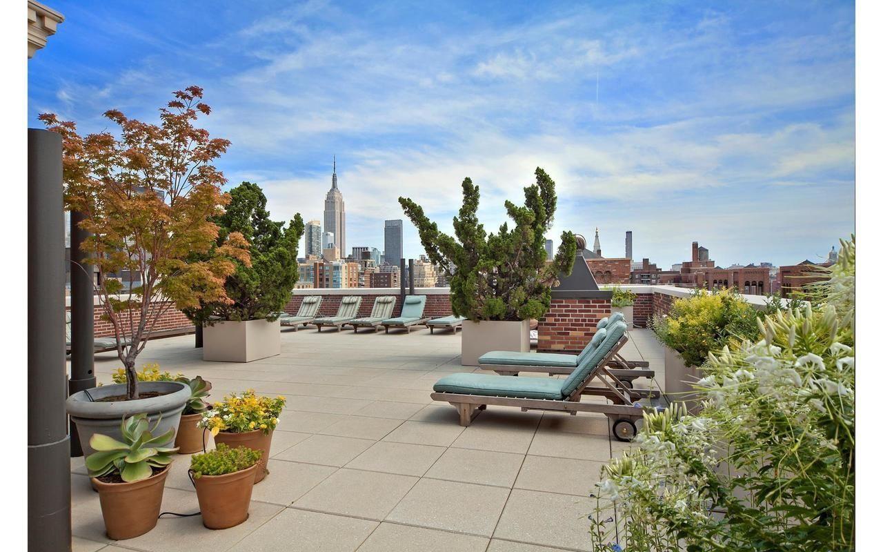 465 W 23RD Street 19D