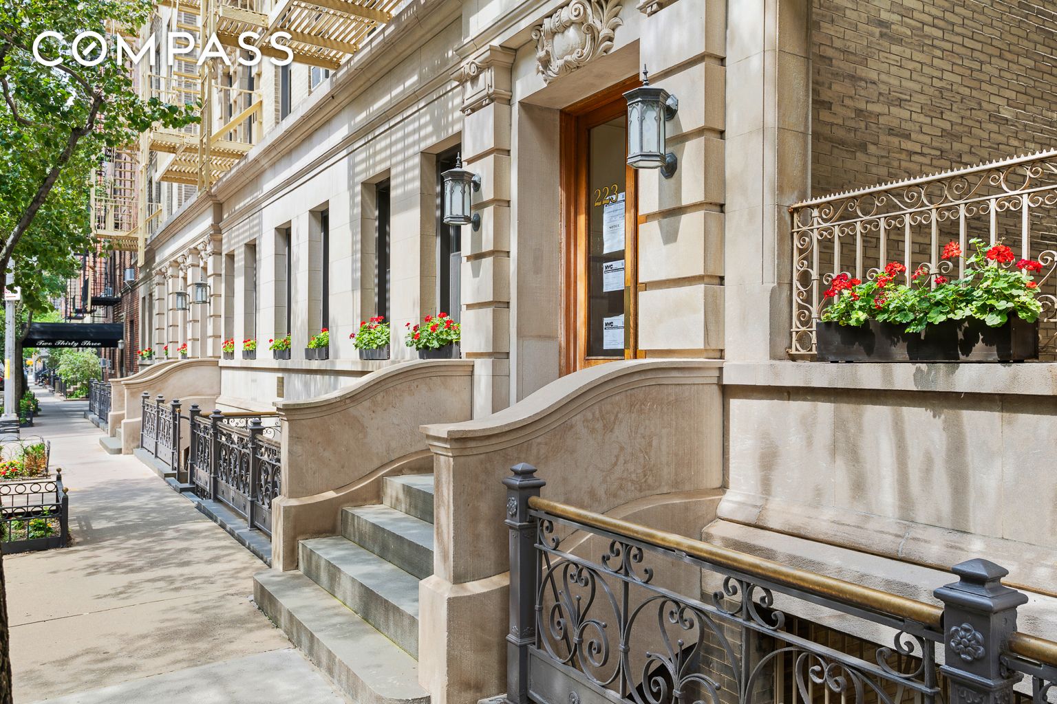 223 W 21st Street 1M