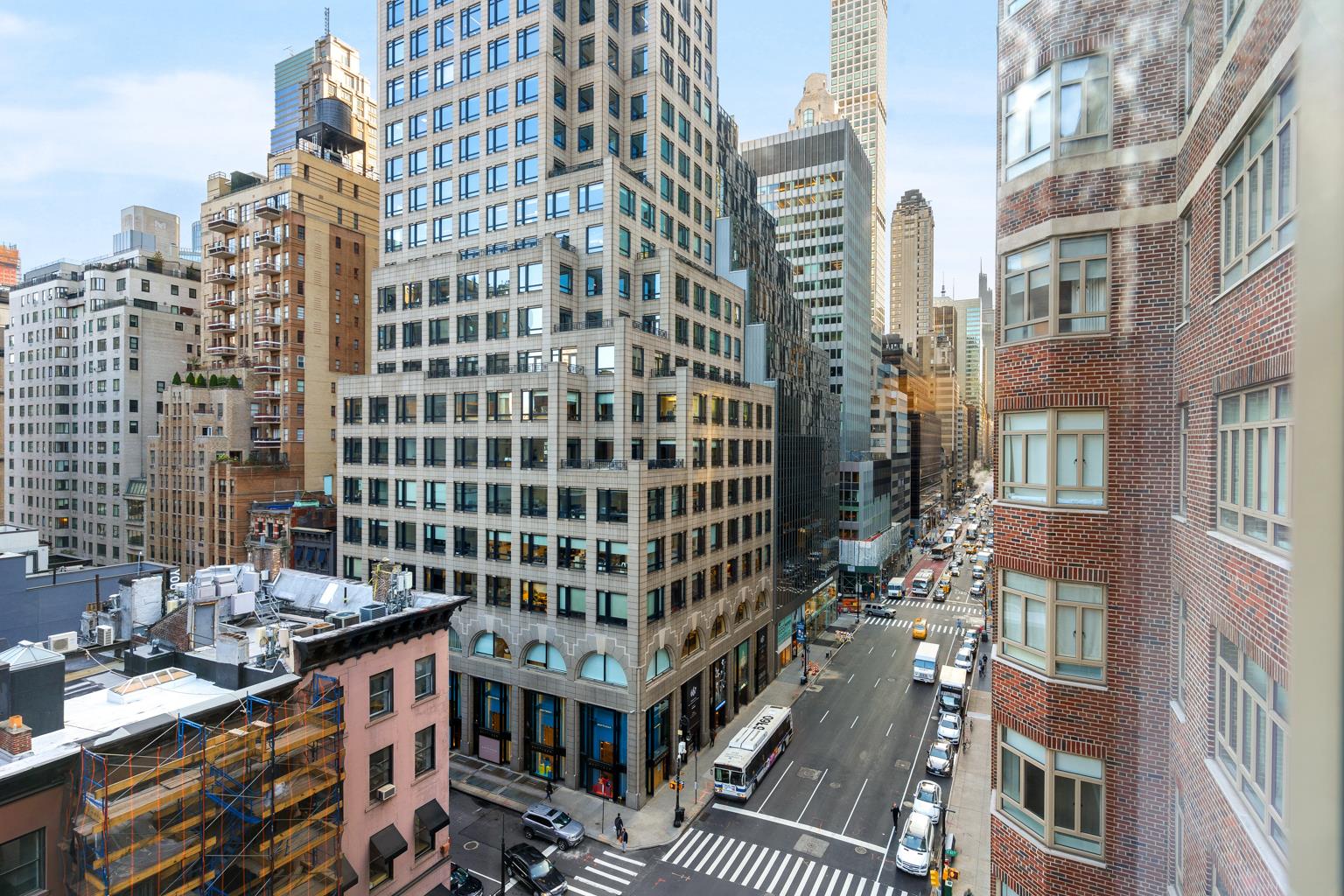 21 E 61ST Street 9C