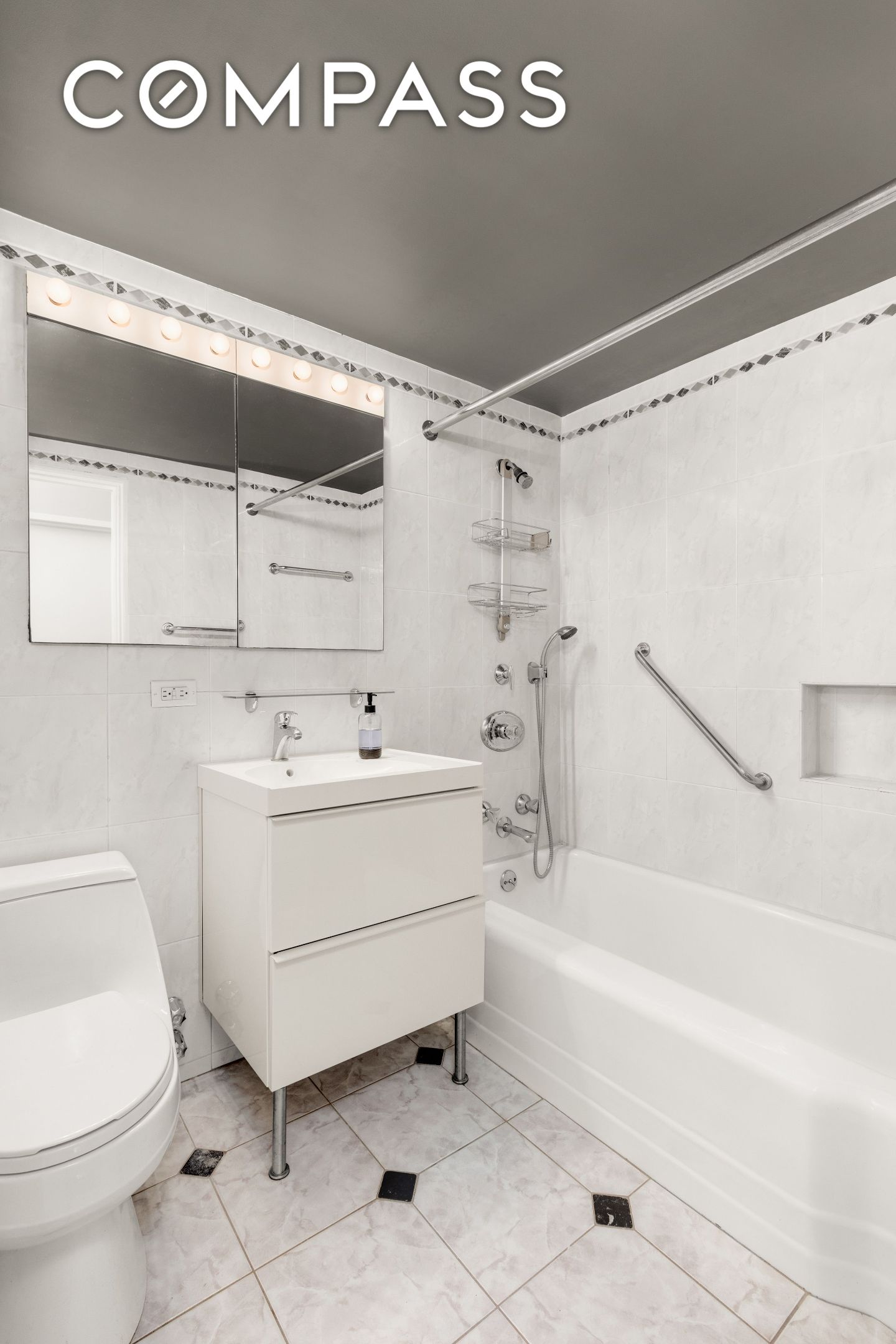 525 E 86th Street 2G