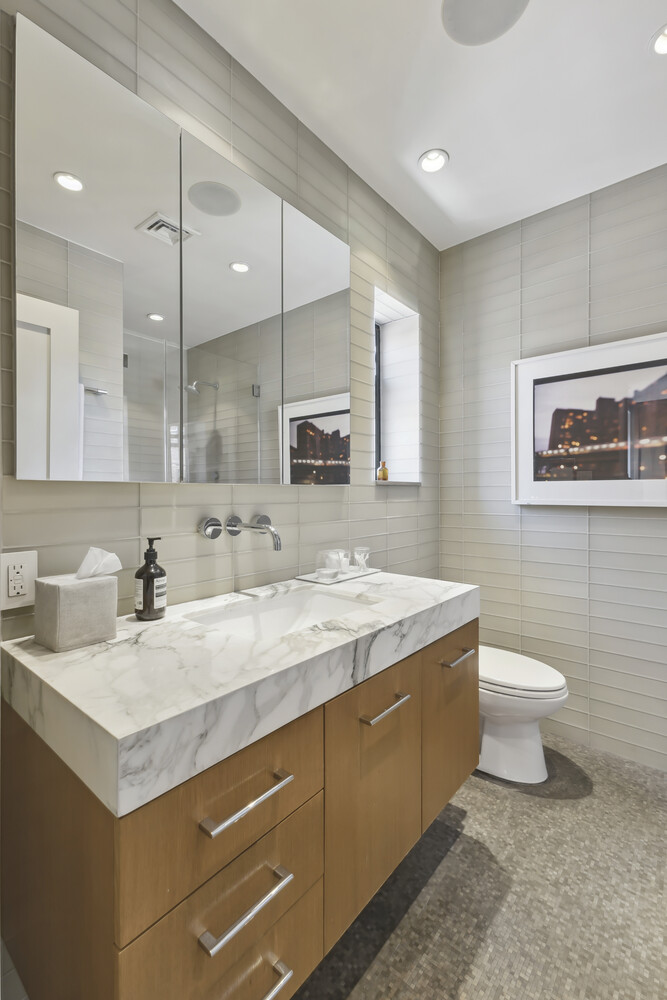 465 W 23RD Street 19D