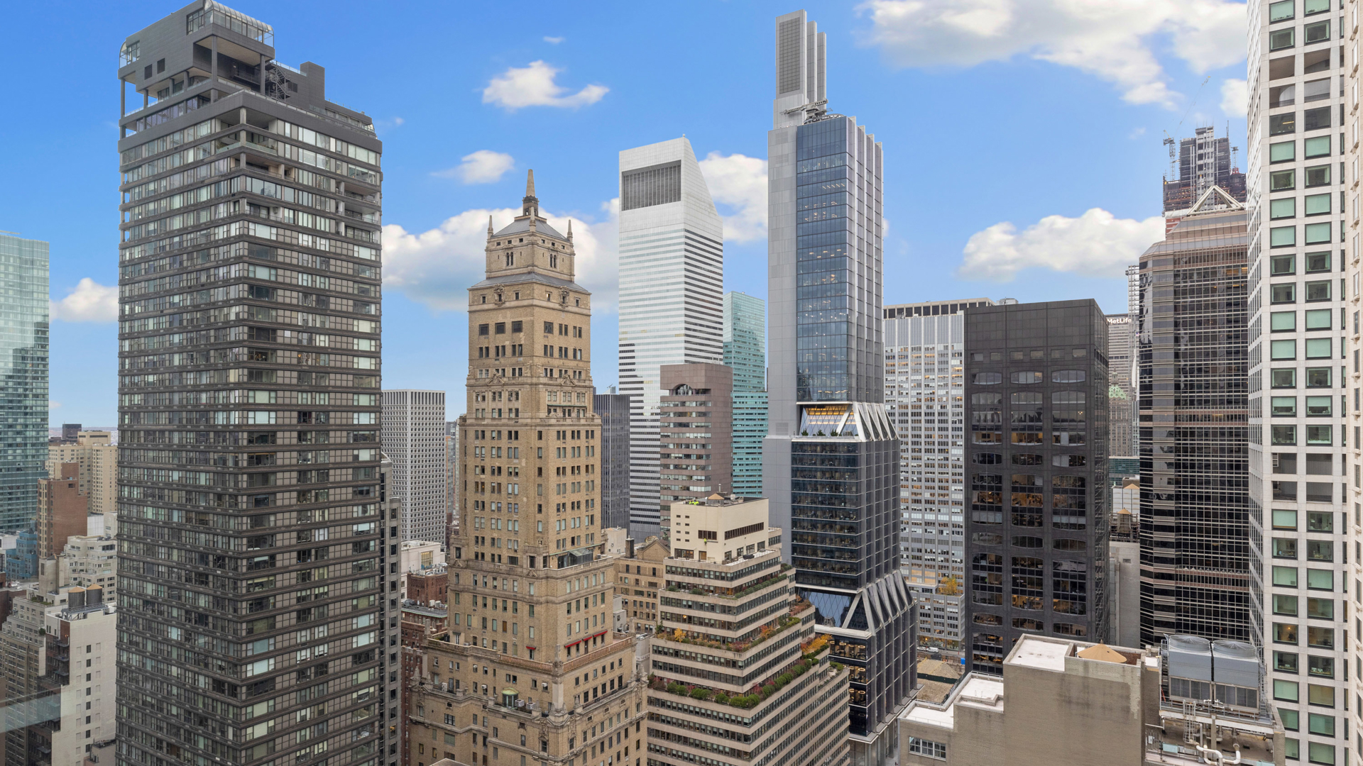500 PARK Avenue 33A