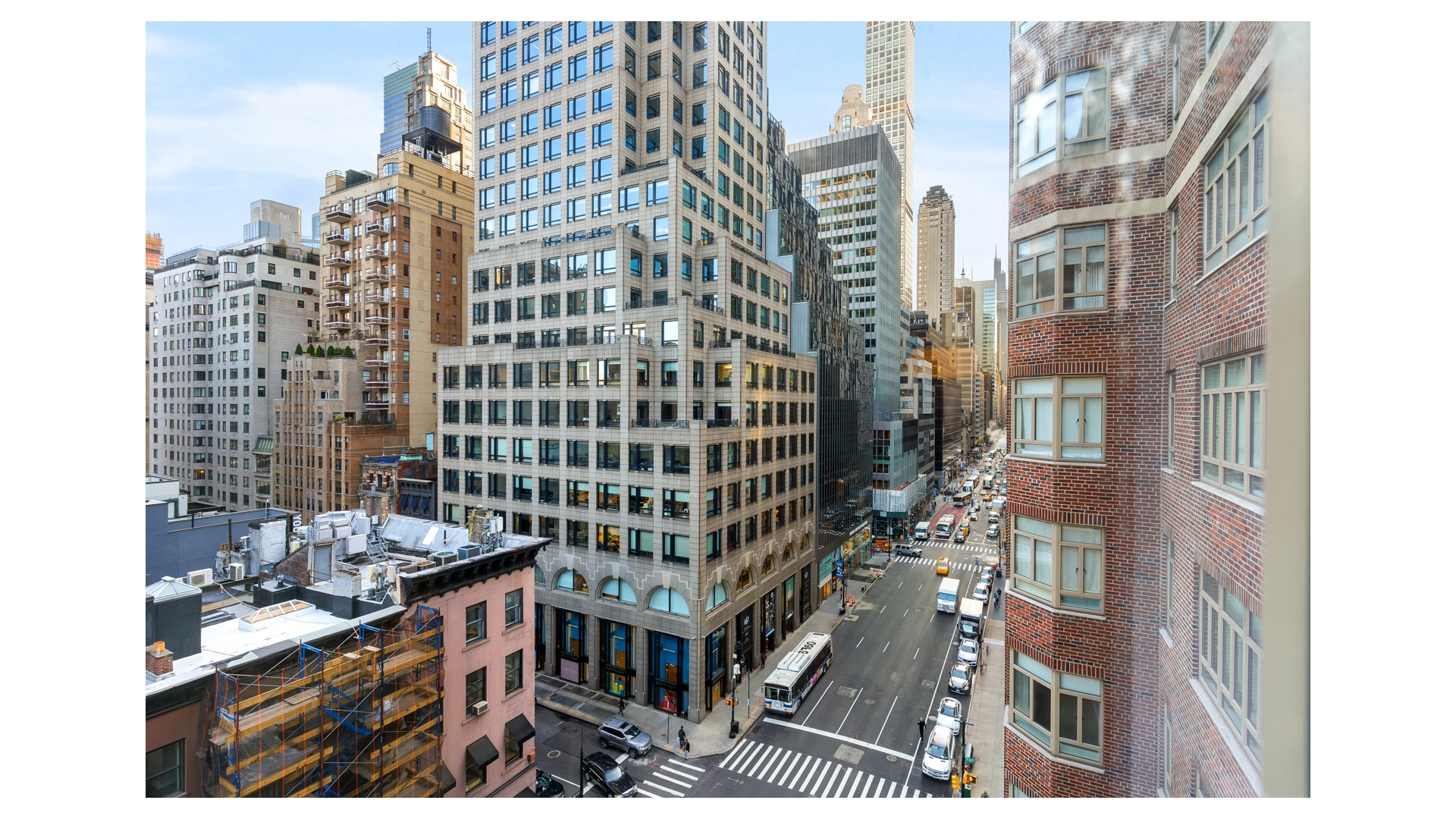 21 E 61ST Street 9C