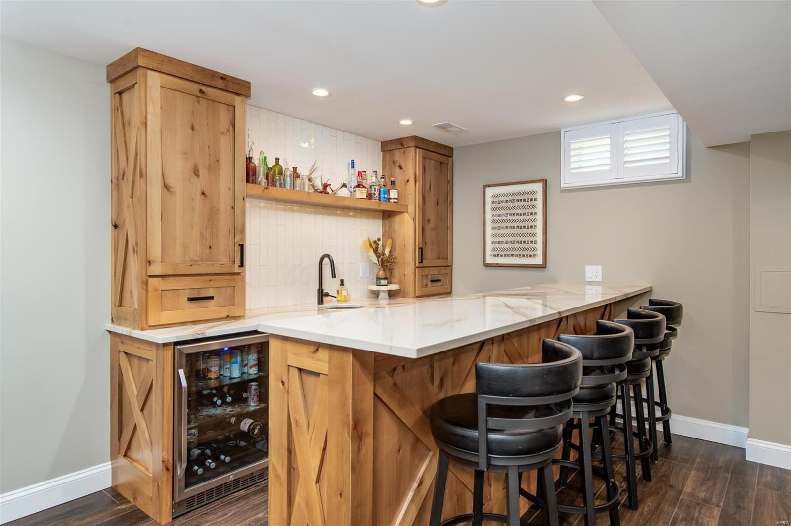 183 Beacon Point Lane