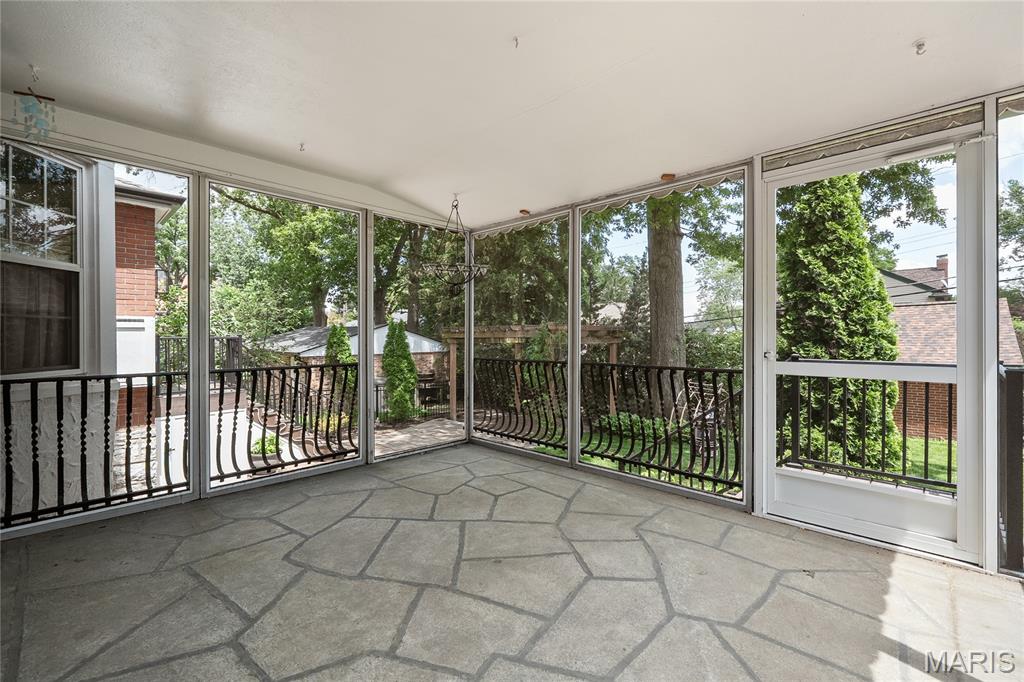 582 S Berry Road