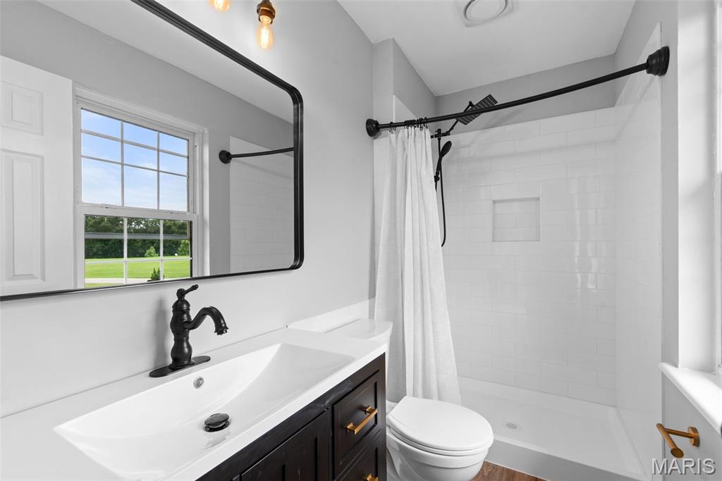 599 Ridgefield Drive