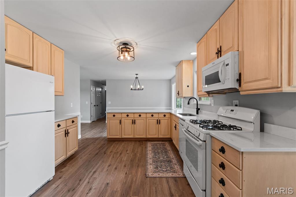 599 Ridgefield Drive