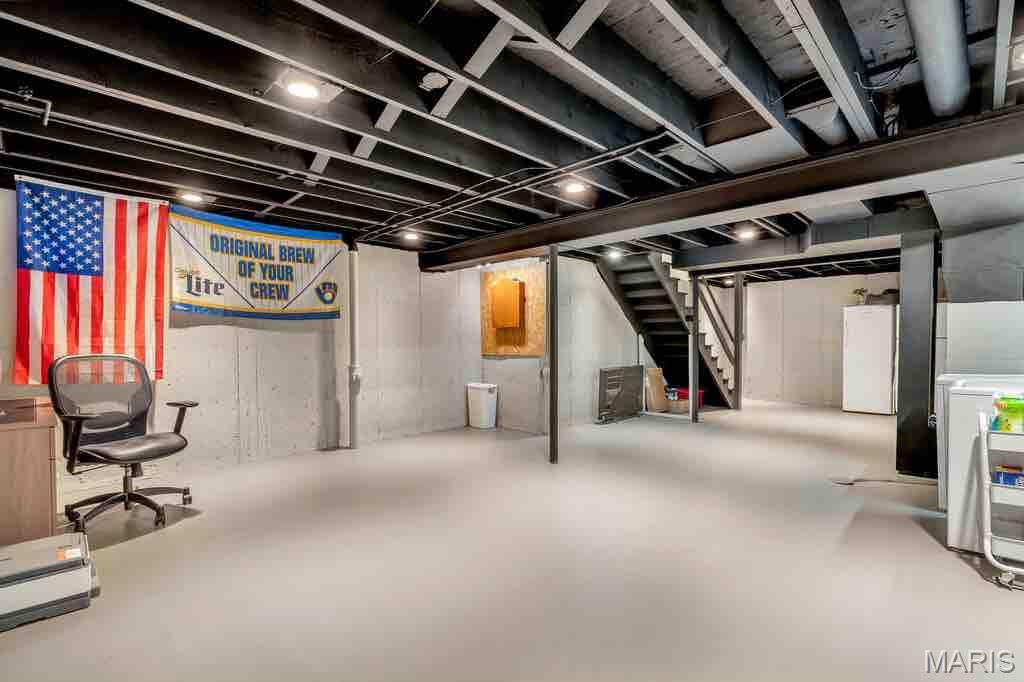 1011 Brooksgate Manor Drive