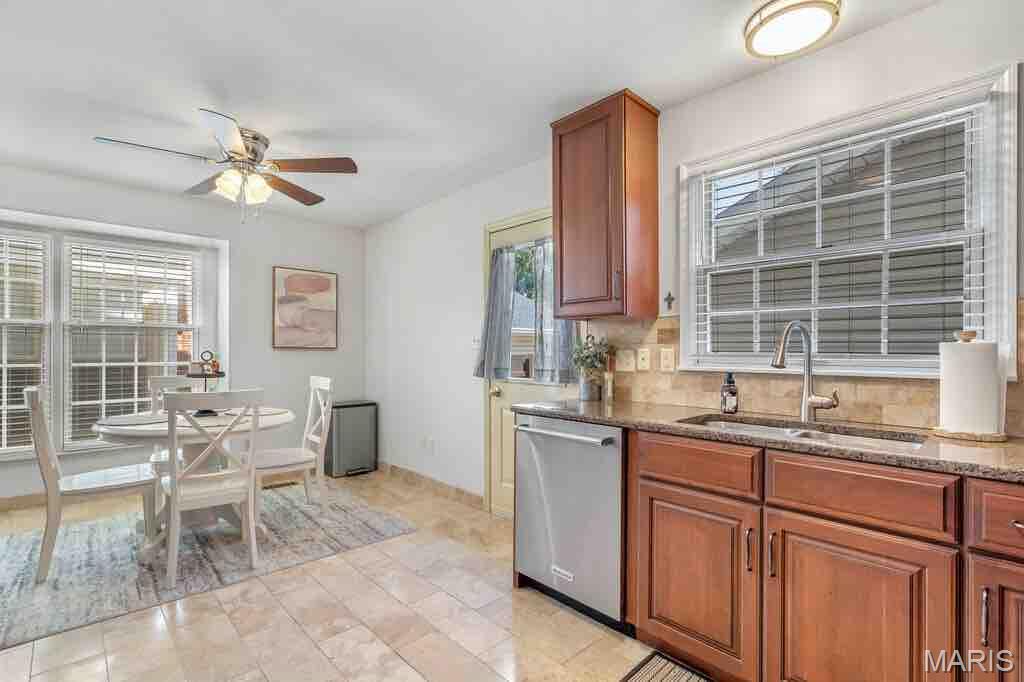 1011 Brooksgate Manor Drive