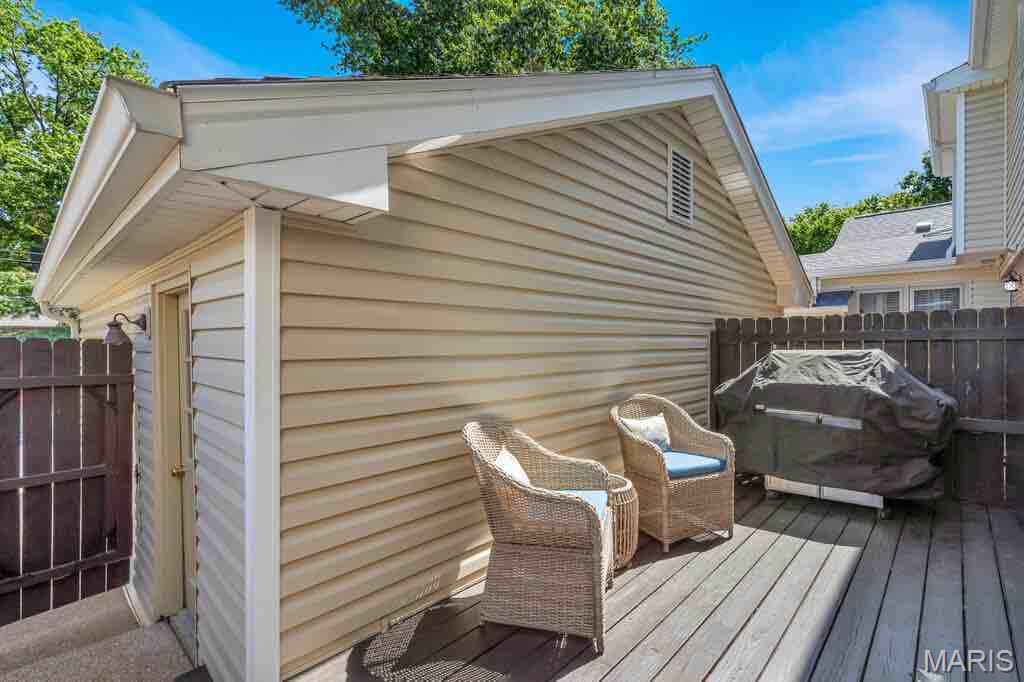 1011 Brooksgate Manor Drive