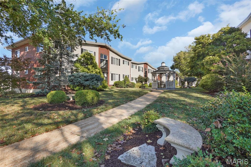 109 E Washington Avenue Unit: 2S