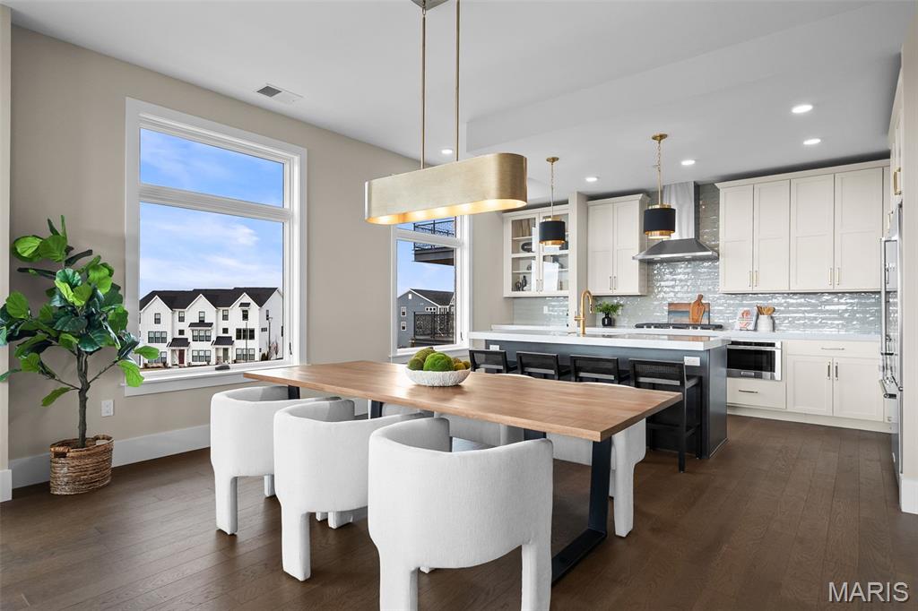 16460 Wildhorse Lake Boulevard Unit: 303