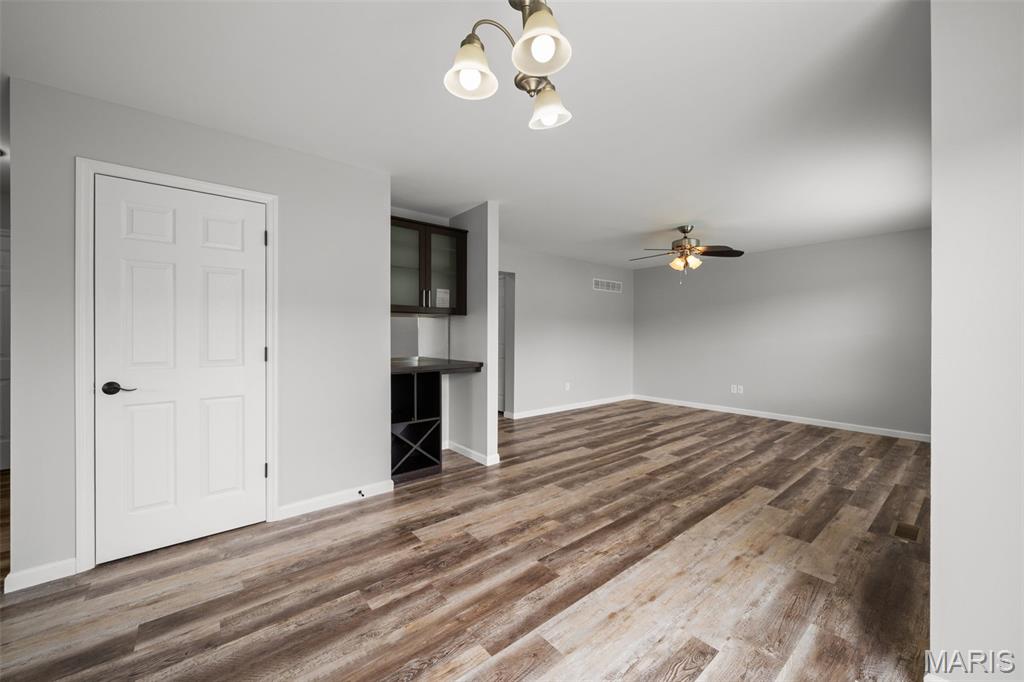 1113 Centre Lake Drive