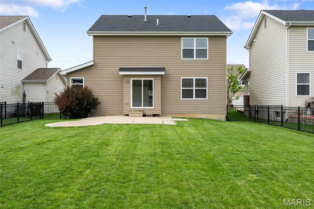 1113 Centre Lake Drive