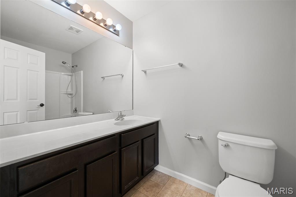 1113 Centre Lake Drive
