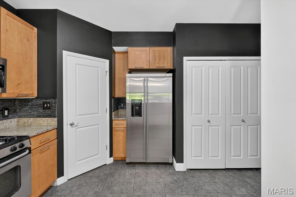 8931 Hilltop Manor Drive