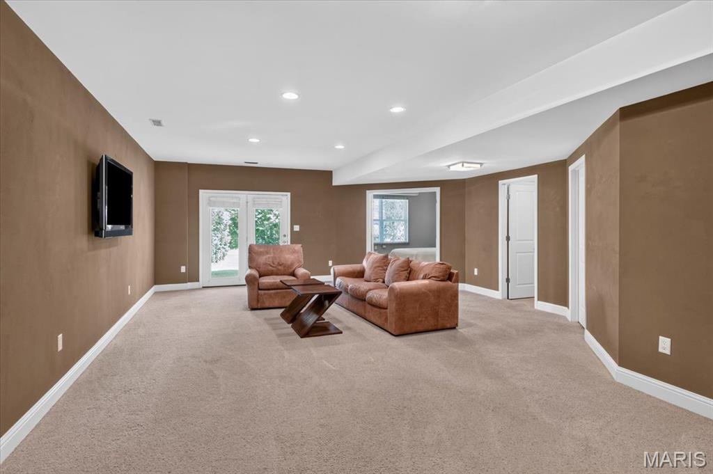 8931 Hilltop Manor Drive