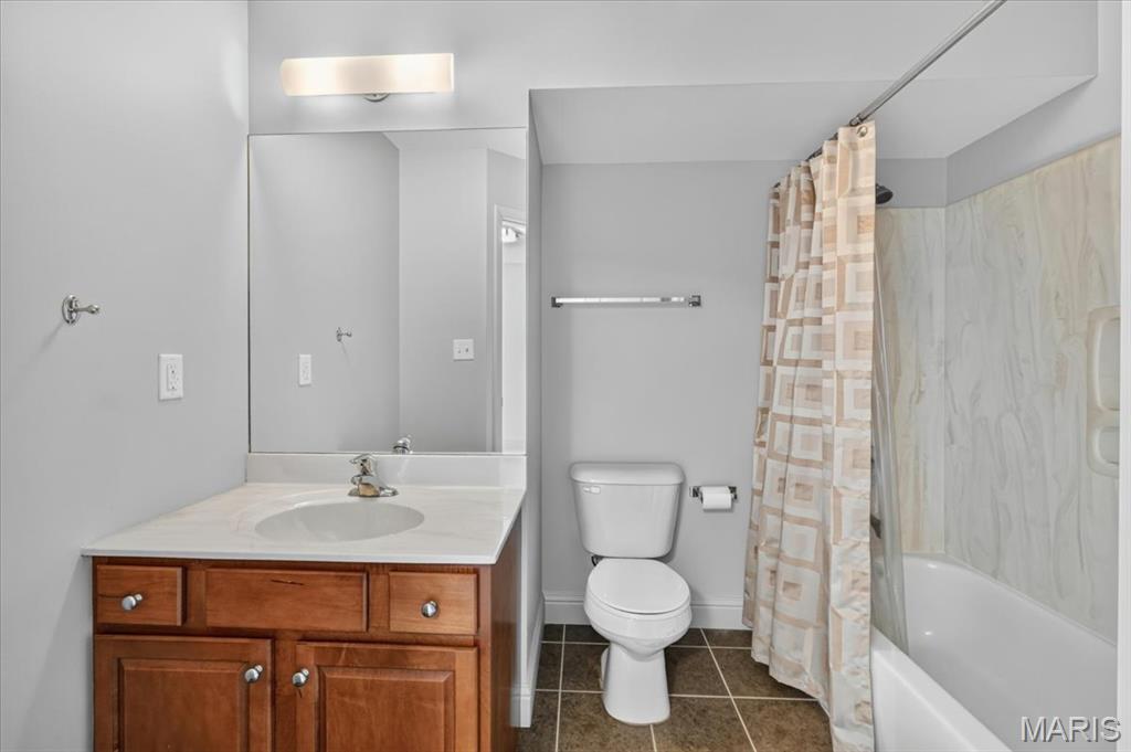 8931 Hilltop Manor Drive