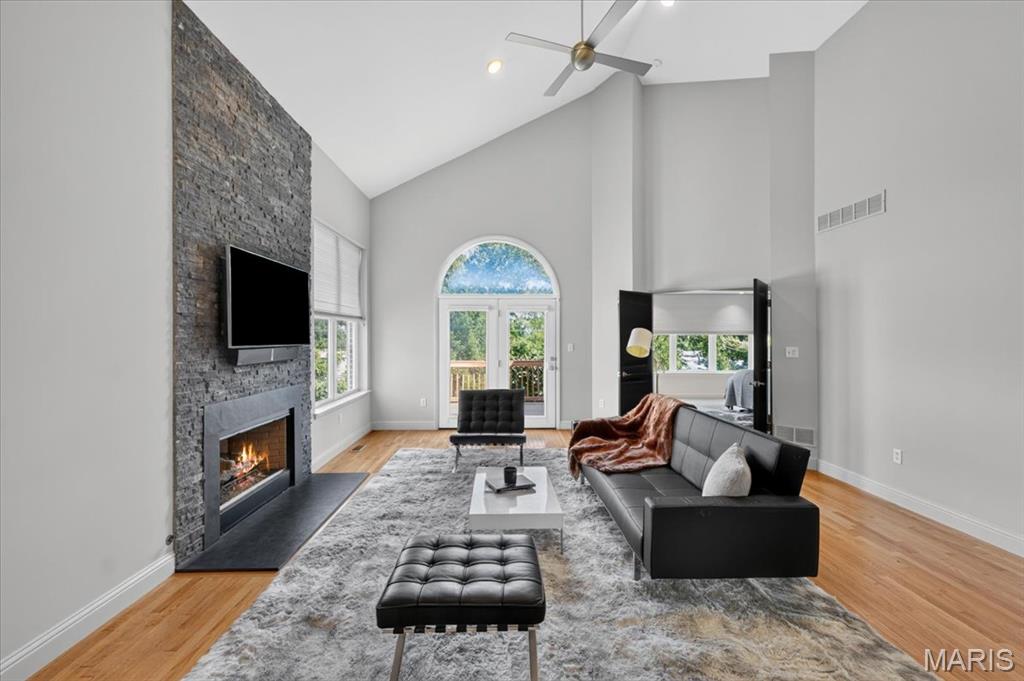 8931 Hilltop Manor Drive